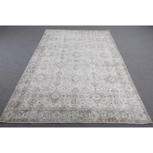 พรมวินเทจสไตล์ตุรกี ขนาด 5.8x8.9 ฟุต พรมขนสัตว์สีขาวขอบเขียว - Product Image 1