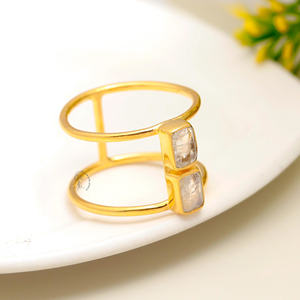 Anillo de plata Serling 925, anillo de piedra lunar arcoíris con forma rectangular, anillo de plata esterlina con piedra natal de junio - Product Image 4