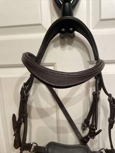 Vente en gros de nouvelle bride de cheval en cuir véritable de haute qualité, taille multicolore, chaude pour le type de serre-tête de course - Product Image 3