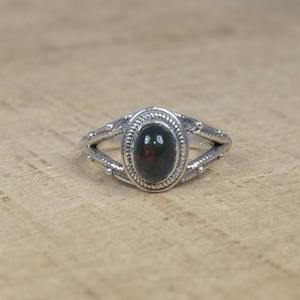 แหวนหมั้นพลอยทับทิม เงินแท้ 925 ชุบโรเดียม ประดับแบบฝังขอบ ดีไซน์หรูหรา เครื่องประดับสำหรับผู้หญิง - Product Image 6