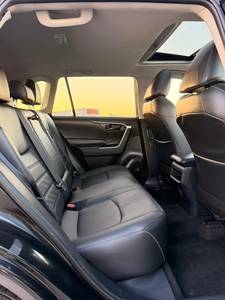 Toyota RAV4 LE AWD 2.5L Gasolina SUV 2021 Usado, Volante a la Izquierda, 5 Asientos, Transmisión Automática, Faros LED |   Listo para Exportar - Product Image 5