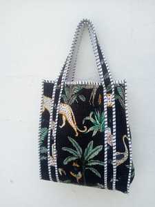 Bolso Tote Acolchado de Algodón para Mujer SHREE SHYAM, Lavable, con Estampado Floral, Dos Asas, Ecológico, para Yoga y Compras, Modelo SD54 - Product Image 3