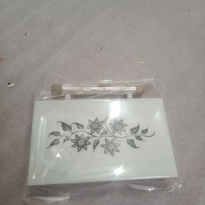 กระเป๋าคลัทช์ผ้าม็อบทำจากเรซินโบฮีเมียนทำมือมุกแท้ออกแบบให้เหมาะกับงานแต่งงานของชาวอินเดีย - Product Image 1