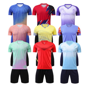 Camiseta de fútbol reversible personalizable, diseño de sublimación único, duradero, nuevo uniforme de equipo de fútbol, talla grande, Fútbol personalizado - Product Image 1