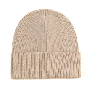 Chapeau beanie en tricot réversible à logo personnalisé en gros, chapeau d'hiver uni, chapeau pour activités de plein air, tissu commun pour les voyages - Product Image 4