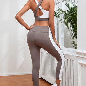 Nouveau design Ensemble de yoga pour femmes à bas prix Service OEM Ensemble de yoga pour femmes Vêtements de sport Ensemble de yoga pour femmes en vente - Product Image 5