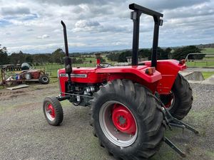 Tracteur agricole Massey Ferguson 240, puissance nominale de 90 ch pour utilisation agricole - Product Image 6