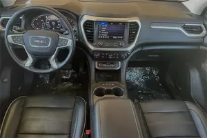 2021 GMC Acadia Denali AWD เทอร์โบเครื่องยนต์หนังแท้สีดำภายในพวงมาลัยซ้ายเกียร์อัตโนมัติขนาด R18ยาง - Product Image 5