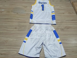 Concevez votre propre uniforme de basket-ball grande taille 100% polyester de haute qualité Ensemble réversible avec des caractéristiques respirantes à séchage rapide - Product Image 5