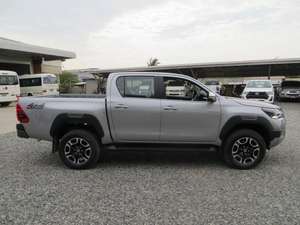 SUV de Doble Cabina 2.8 HIGH 4X4 Automático, Asientos de Cuero Plateados, Alta Calidad, Usado, Volante a la Izquierda, Híbrido 2018, Cámara Trasera 360 - Product Image 2