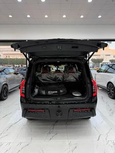 Descubra Nuestro Nuevo Nissan Patrol Platinum 2024, SUV Diésel Automático con Techo Panorámico y Envío Gratuito a Todo el Mundo - Product Image 5