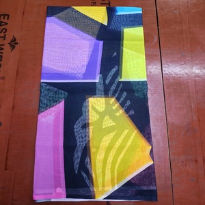 Tela de Algodón Premium Moderna con Estampado Digital, Tela Orgánica de Alta Calidad con Estampado Personalizable, Venta al por Mayor para Bodas - Product Image 4