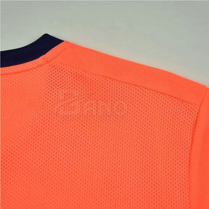 Uniforme de fútbol con diseño de logotipo cómodo y personalizado, cree su propio atuendo de fútbol único con servicio OEM - Product Image 5