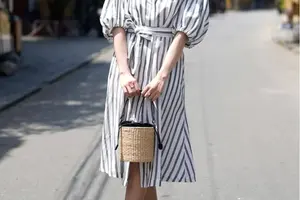 Nouveaux modèles de sacs à main en jonc de mer pour femmes avec design tissé fait à la main personnalisé OEM fait à la main au Vietnam meilleur prix - Product Image 2