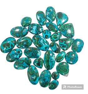 Belles cabochons de chrysocolle et de malachite différents lots de formes et de tailles polies pour la fabrication de bijoux - Product Image 1