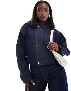 Chaqueta vaquera recortada rasgada de gran tamaño desgastada Vintage para mujer, ropa informal de palangre, dobladillo crudo, moda sostenible a granel al por mayor - Product Image 1