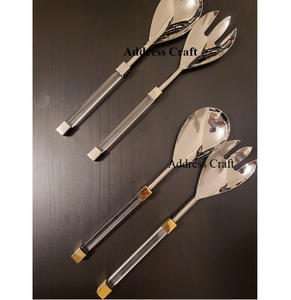 Set de service à salade de style américain avec manche en résine Set de cuillères à salade en acier inoxydable poli brillant Ustensiles de cuisine - Product Image 3