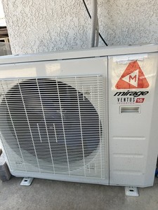 เครื่องปรับอากาศอินเวอร์เตอร์ขนาดเล็กแบบแยกส่วนประหยัดพลังงาน18000BTU R410a50Hz ระบายความร้อนอัจฉริยะเฉพาะ AC ขนาดเล็ก - Product Image 6