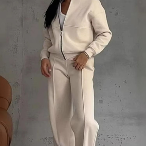 High Quality Breathable Winter Sweat Suits Printed Customize Casual Wholesale 2 Piece Set Trending Design Drawstring Tracksuits - Product Image 3