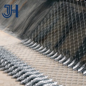 Clôture grillagée galvanisée en PVC de 4, 6 et 8 pieds <span class=keywords><strong>pour</strong></span> la sécurité des stades, la protection temporaire des jardins, rouleau personnalisé, clôture à mailles losangées <span class=keywords><strong>pour</strong></span> usine - Product Image 6