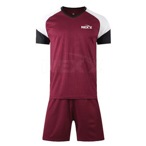Uniforme de football à bas quantité minimale de commande uniforme de football adulte à séchage rapide uniforme de football confortable - Product Image 1