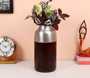 Florero Decorativo de Metal Negro de Diseño Moderno, Acabado Duradero para Bodas, Fiestas o Decoración del Hogar, Cantidad al por Mayor - Product Image 2