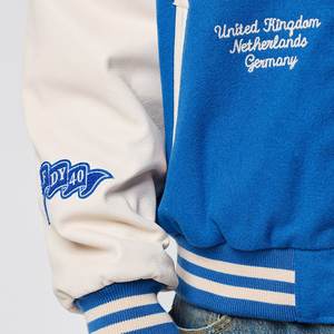 Offre spéciale, vestes pour hommes universitaires avec logo brodé sur mesure, vestes pour hommes très exigeantes, vestes d'hiver pour hommes, respirantes - Product Image 4