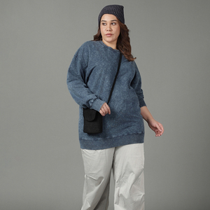 Vente en gros de sweat-shirt surdimensionné à col ras du cou avec cordon de haute qualité délavé à l'acide pour femmes - Product Image 4