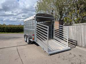 Nuevo Diseño Remolque Ganadero NUGENT LC3618H con Eje FUWA para Ovejas y Ganado, Listo para Transporte en Contenedor de 20/40 pies, 2-3T PL Origin - Product Image 4