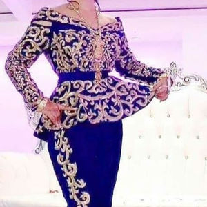 2024 Collection nouveau Designer broderie lourde bleu Royal Lehenga Choli Karakou robe en soie cristal perles de verre pierre Dabka - Product Image 1