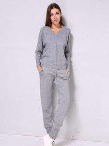 Conjunto Deportivo de Felpa de Algodón Liso para Mujer, Sudadera con Capucha Elegante Hecha a Medida, Ropa Deportiva Femenina con Logotipo de Impresión Digital - Product Image 6