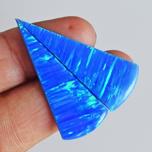 Par de Ópalos de Fuego Azul Verde Brillante, Corte Trillón, Cabujón de 38x15x2 MM, Hermosa Piedra Preciosa Brillante para Joyería Fina - Product Image 4