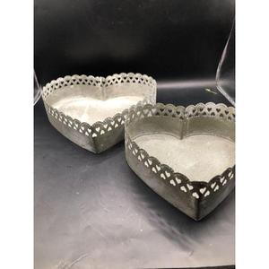 Superior Quality Premium Design Galvanized Serving Tray with White Powder Coated Finished <b>Heart</b> Shape Design Serving Tray - Product Image 1