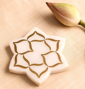 Dessous de verre en marbre de pierre durable conception de fleurs en laiton fête décorative boisson tasse à café sous-verres pour boissons - Product Image 1