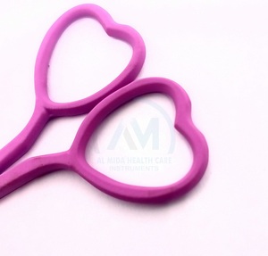 Beauty 4.5 pouces ciseaux de broderie pointus en forme de cœur pour la couture par Al Mida - Product Image 3