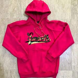 Sweat à capuche surdimensionné pour homme personnalisé Speedy Industry, 100% coton, 500 GSM, haute qualité, respirant, broderie chenille, service OEM - Product Image 5