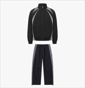 Conjunto Deportivo de 2 Piezas para Mujer con Logotipo Personalizado, Ropa Deportiva de Invierno, Pantalones Deportivos Cortavientos, Estilo Casual Nuevo - Product Image 1