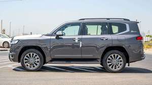 Toyota Land-Cruiser VXR SUV d'occasion authentique - Product Image 3