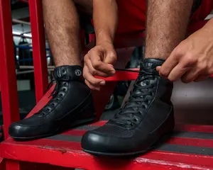 2024 черная обувь для бокса Мужская Боевая обувь для фитнеса Высокая спортивная обувь для бодибилдинга