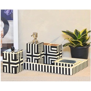 Ensemble d'accessoires de salle de bain et de cuisine quatre pièces de designer, qualité supérieure, design tendance avec incrustations en os, style classique européen-américain, élégant - Product Image 1