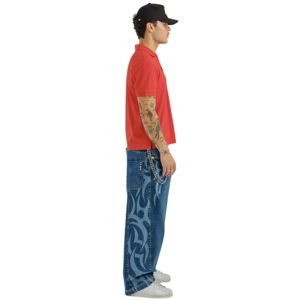 Jean High Roller Noir Jais 21 Pouces Bas Maori Inspiré Tribal Graphics Durable Anneau Filé Denim avec Détails de Rivet Doré - Product Image 3