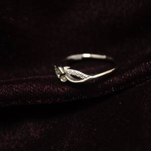 แหวนเพทายหรูหรารุ่นใหม่สำหรับงานแต่งงานของผู้หญิงแหวนชั้นดีดีไซน์ทันสมัย - Product Image 4