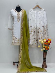 Hermoso conjunto de Top-plazzo Heavy Georgette Top con hermoso bordado Plazzo Totalmente cosido Material de calidad premium - Product Image 4