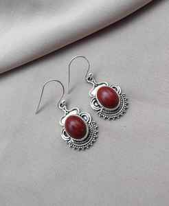 Boucles d'oreilles pendantes en argent sterling 925 avec jaspe rouge, bijoux tribaux bohèmes, minimalistes, faits à la main pour femmes, bijoux artisanaux - Product Image 2
