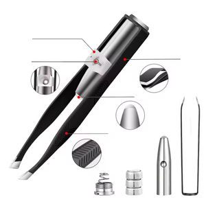 Pince à sourcils haut de gamme conçue pour les professionnels et les débutants pour façonner les sourcils avec des traits propres et précis. - Product Image 4