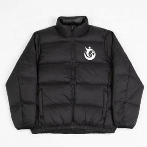 Chaqueta Bomber de Invierno para Hombre CardiacSports High Street, con Capucha, Cuello Alto, Logotipo Estampado por Transferencia Térmica en Frente/Trasera, Corte Ajustado - Product Image 1