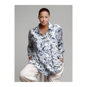 Tunica in viscosa fantasia: il Comfort Plus Size incontra l'eleganza - Product Image 1