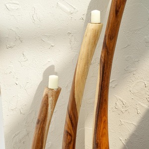 Porte-bougie en bois rustique, centre de table vintage, décoration élégante pour la maison, support décoratif pour la cire, élégant accent d'ameublement - Product Image 6