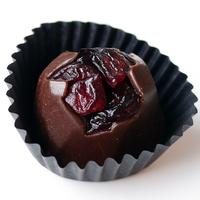 Caja de hojalata grande con bombones de chocolate de trufa surtidos, con embalaje de regalo, venta al por mayor, OEM y ODM disponibles, rellenos de mermelada y frutos secos