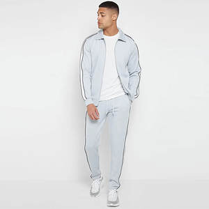 Chándal Deportivo Personalizado 100% Algodón Transpirable para Hombre - Traje de Entrenamiento para Correr en Invierno - Product Image 2